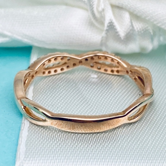 1/5 Carat Round White Diamond Ladies infinity Ring 10k Rose Gold - Picture 4 of 6